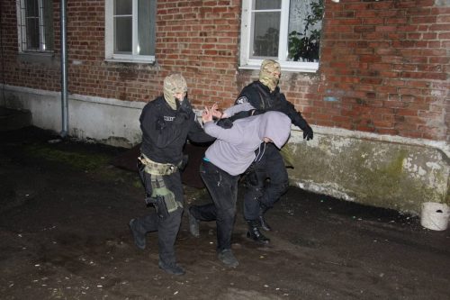 б